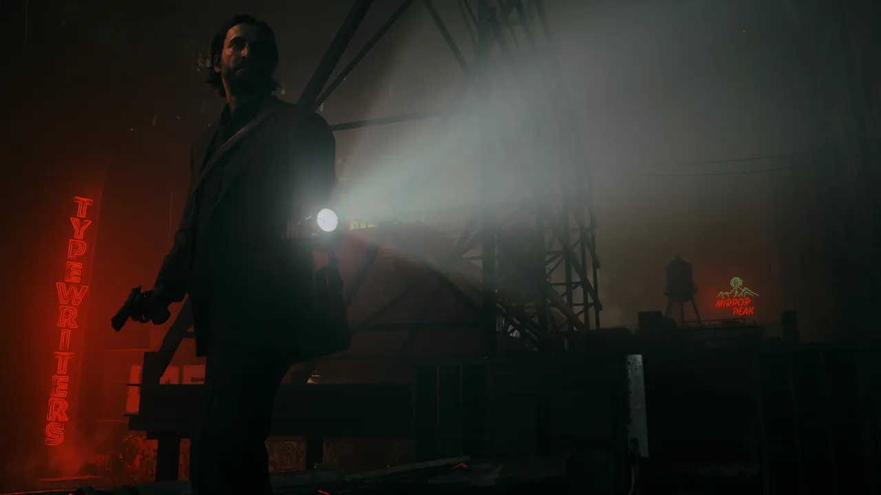 Alan Wake 2 screenshot: Alan Wake aims a pistol and shines a flashlight in a dark, foggy New York street under red neon