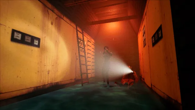 Endless Blue screenshot: Reina shines a flashlight down an orange-lit corridor at a creature crawling on the floor