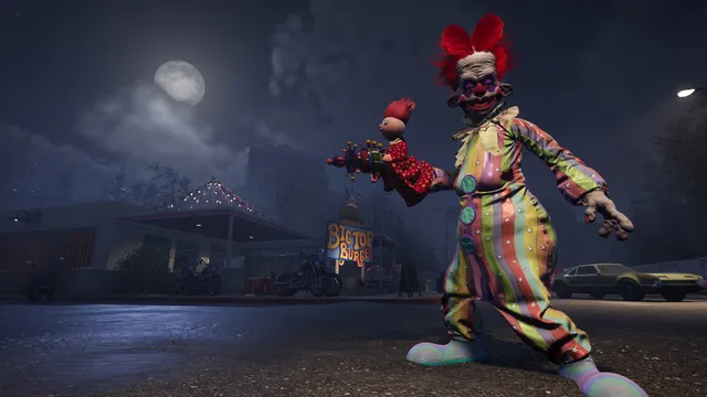 Killer Klowns screenshot: a Klown in a striped suit holds a doll-shaped gun under the full moon