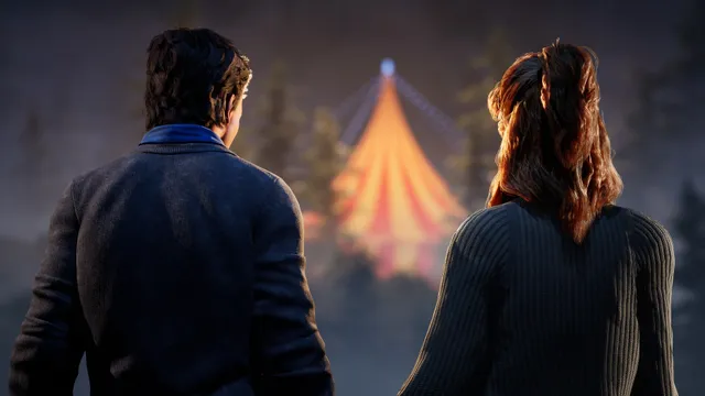 Killer Klowns screenshot: two people look across a foggy forest at a glowing striped circus tent