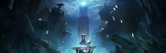 Little Nightmares II key art: Mono with a paper bag on his head and Six in her yellow raincoat stand among leaning houses before the tall Signal Tower under a glowing sky