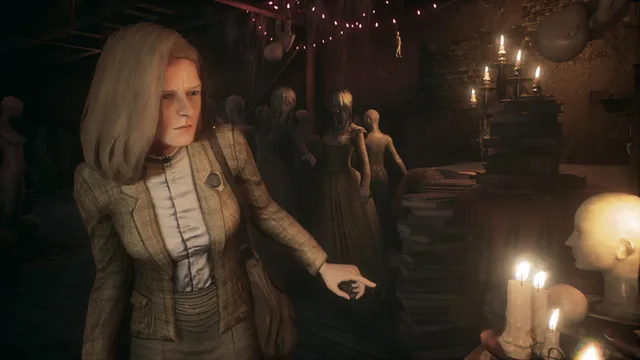 Remothered: Tormented Fathers screenshot: Rosemary in a candle-lit attic full of mannequins and dress forms
