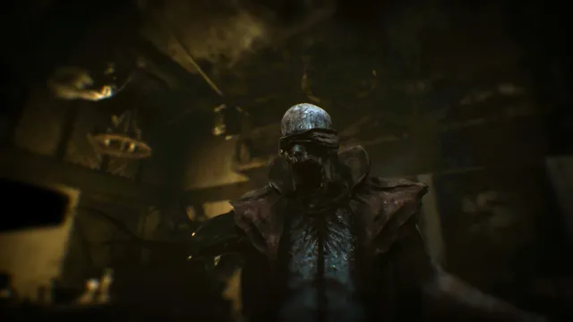 Song of Horror screenshot: a blindfolded, rotting figure lunges toward the camera