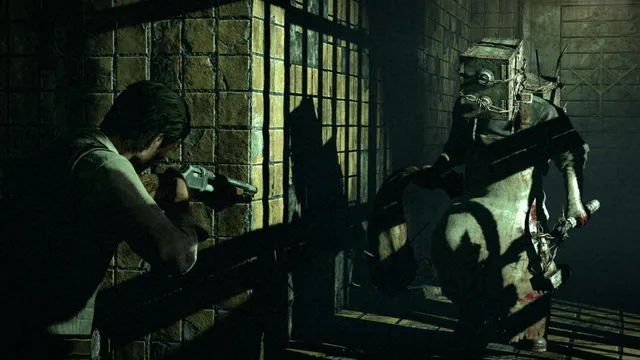 The Evil Within screenshot: Sebastian aims a pistol as the Keeper, a hulking figure with a safe for a head, walks behind a grate