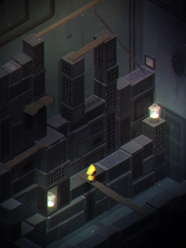Very Little Nightmares screenshot: the girl crosses a plank between stacks of dark lockers lit by two lanterns